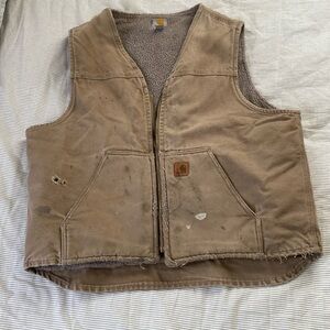 Well-loved Carhartt work vest. Men’s XL. Warm.
